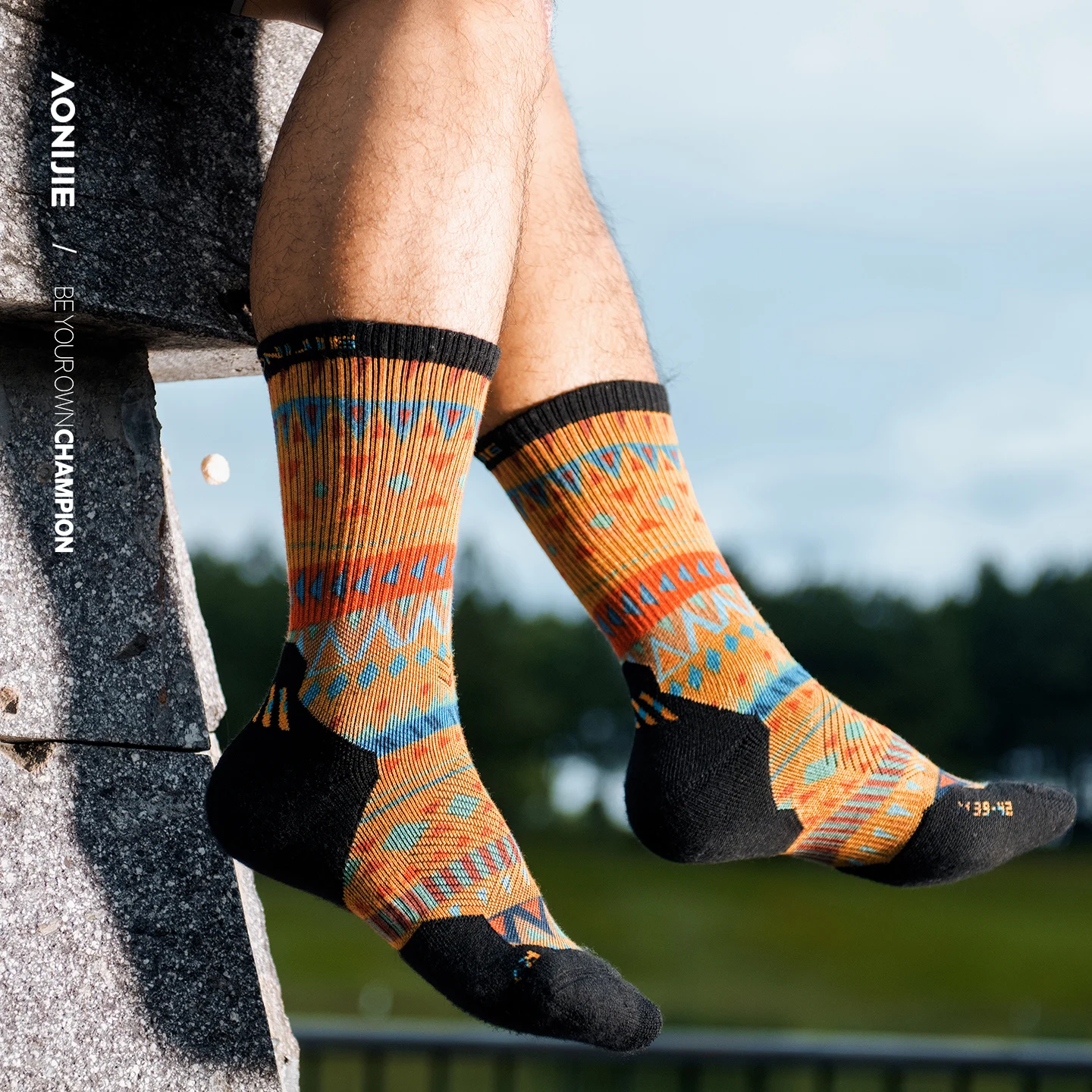 AONIJIE Outdoor Wool Crew Sock – обзор и цена Wool Hiking Sock